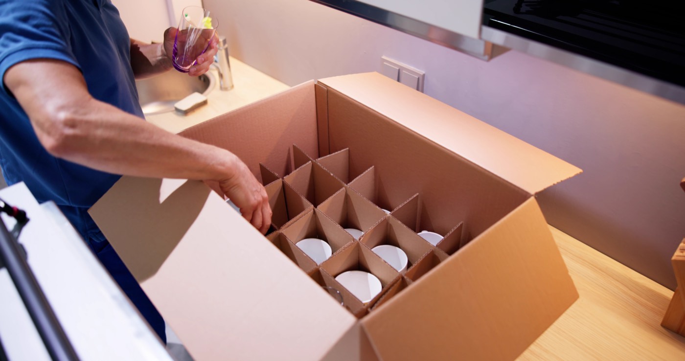 Emballage soigné des objets fragiles