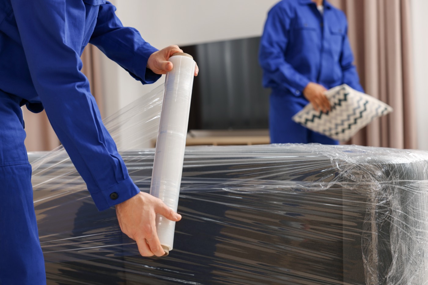 Protection intégrale du mobilier au film et aux housses